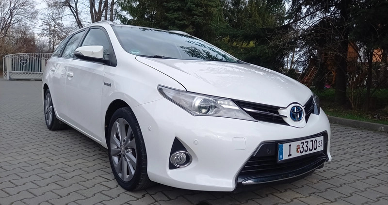 Toyota Auris cena 43500 przebieg: 252825, rok produkcji 2013 z Kraków małe 466